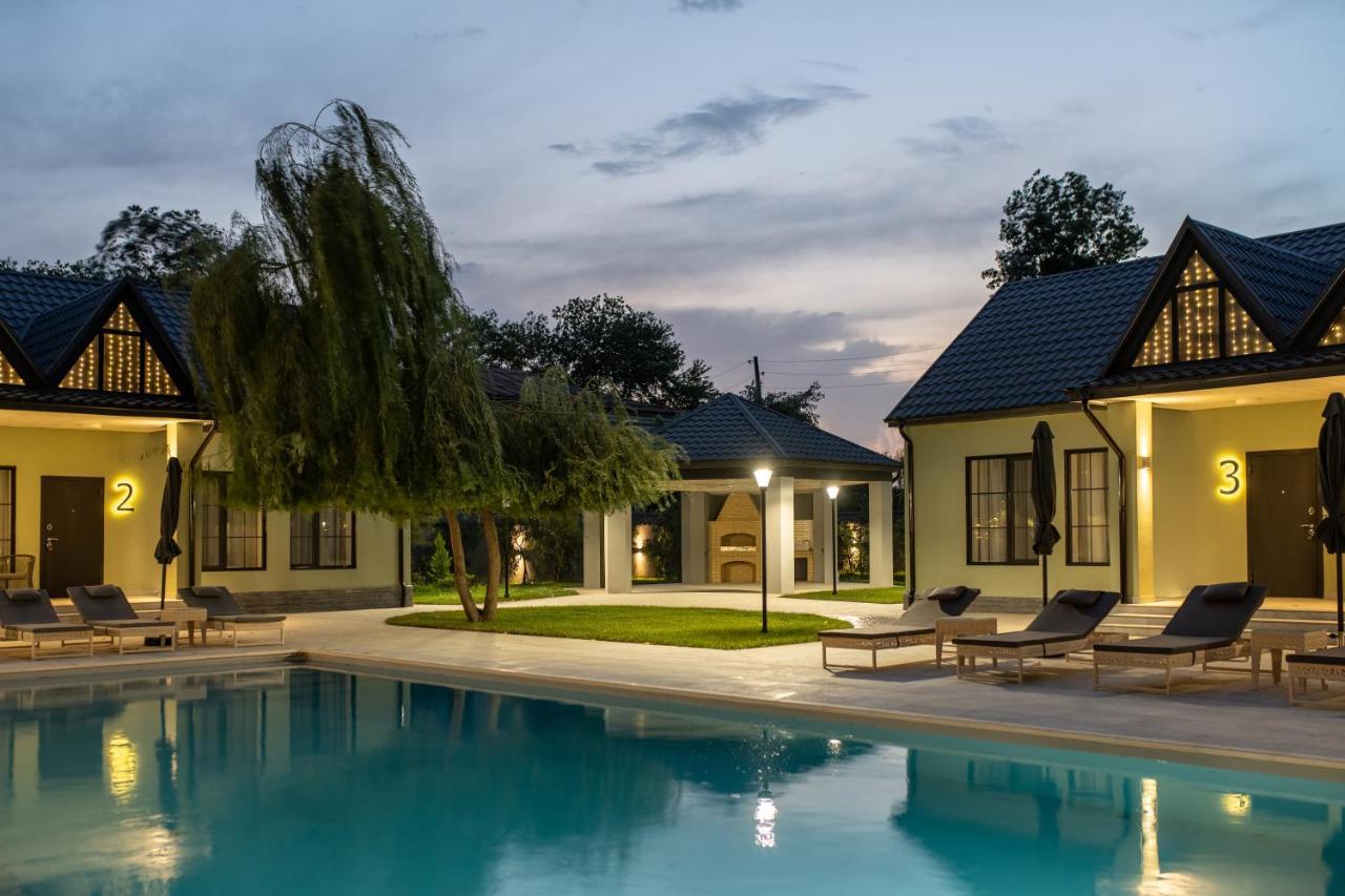 Lazy Seal Holiday Cottages Nabran Muqtedir Exterior photo